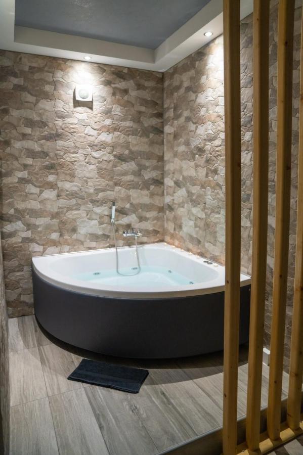 Guesthouse Aelia Káto Loutrákion Kültér fotó