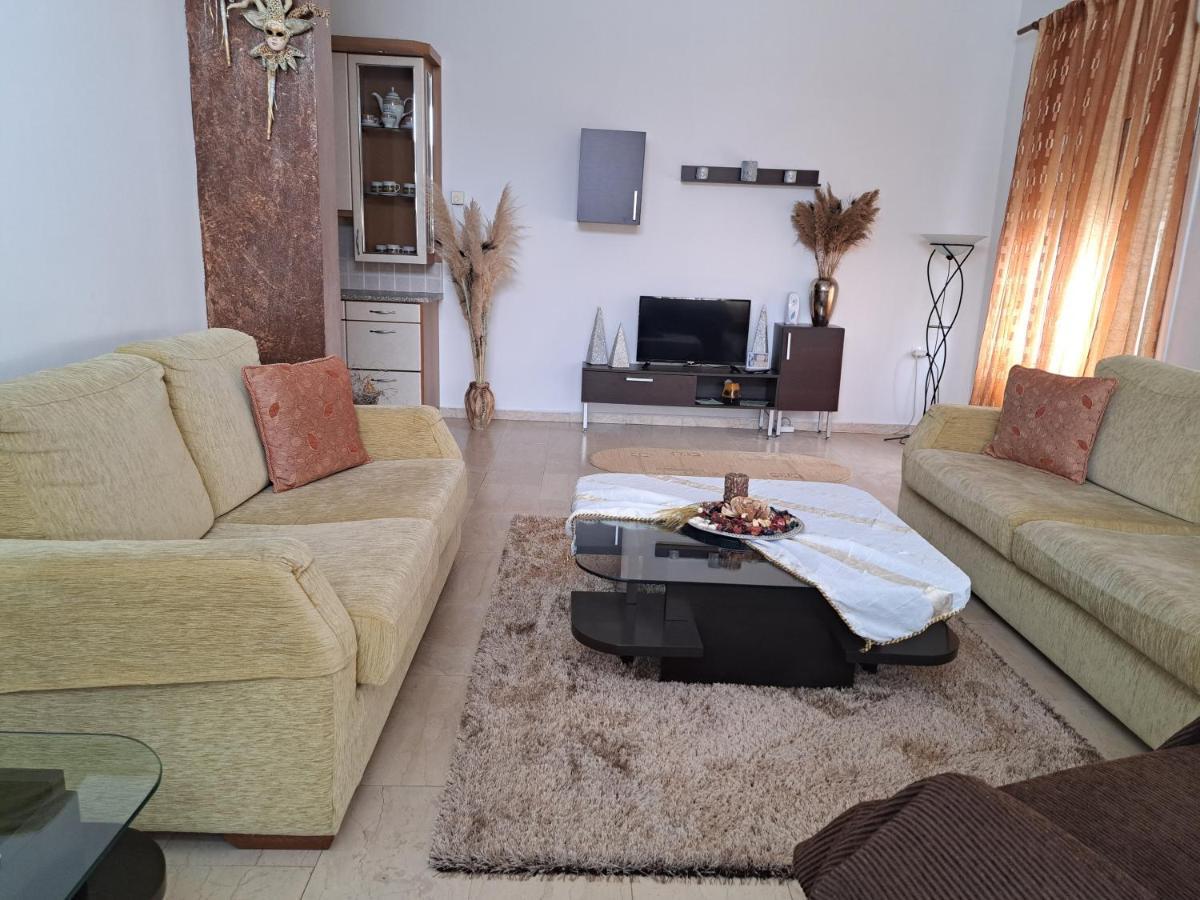 Guesthouse Aelia Káto Loutrákion Kültér fotó